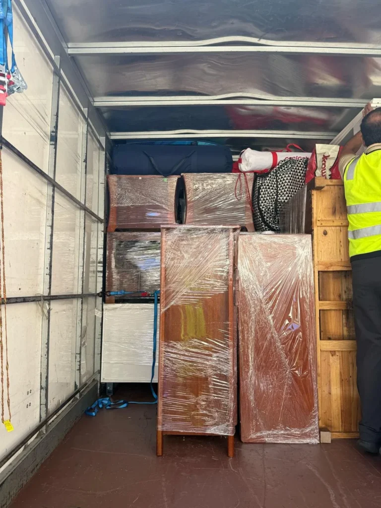 Removalists in Kangaroo Point