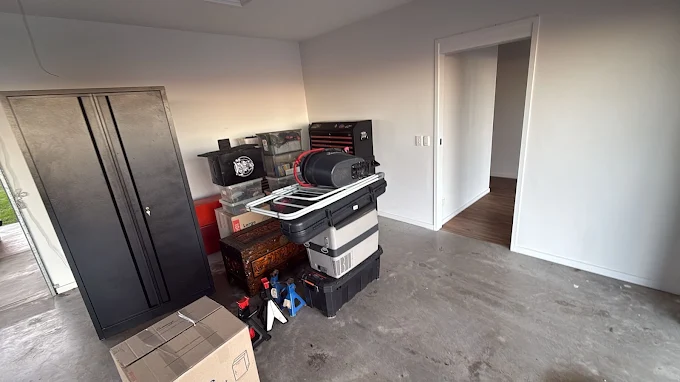 Removalists Holland Park West